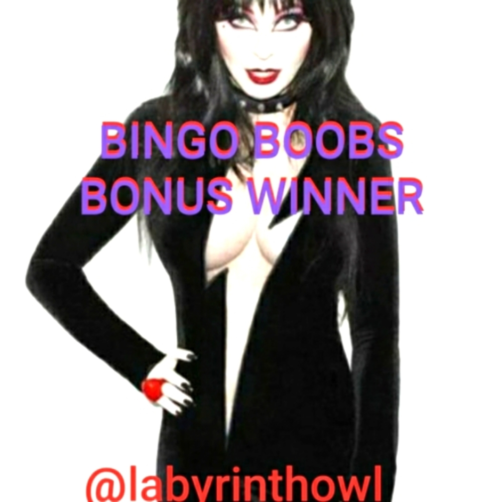 Sweet dreams and screams. Yours Cruelly, Elvira mistress of the dark🖤💤💋 - Picture 11 of 16